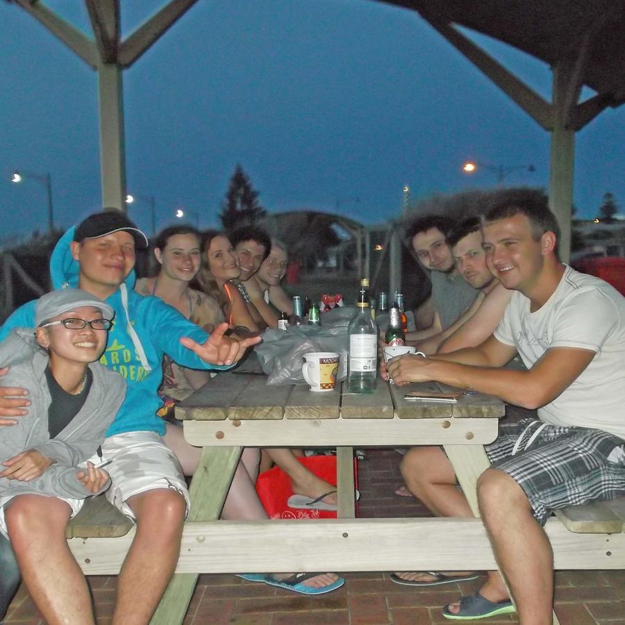 ดอลฟิน รีทรีต บันเบอรี Hostel ภายนอก รูปภาพ