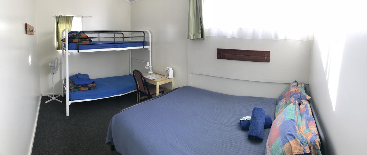 ดอลฟิน รีทรีต บันเบอรี Hostel ภายนอก รูปภาพ
